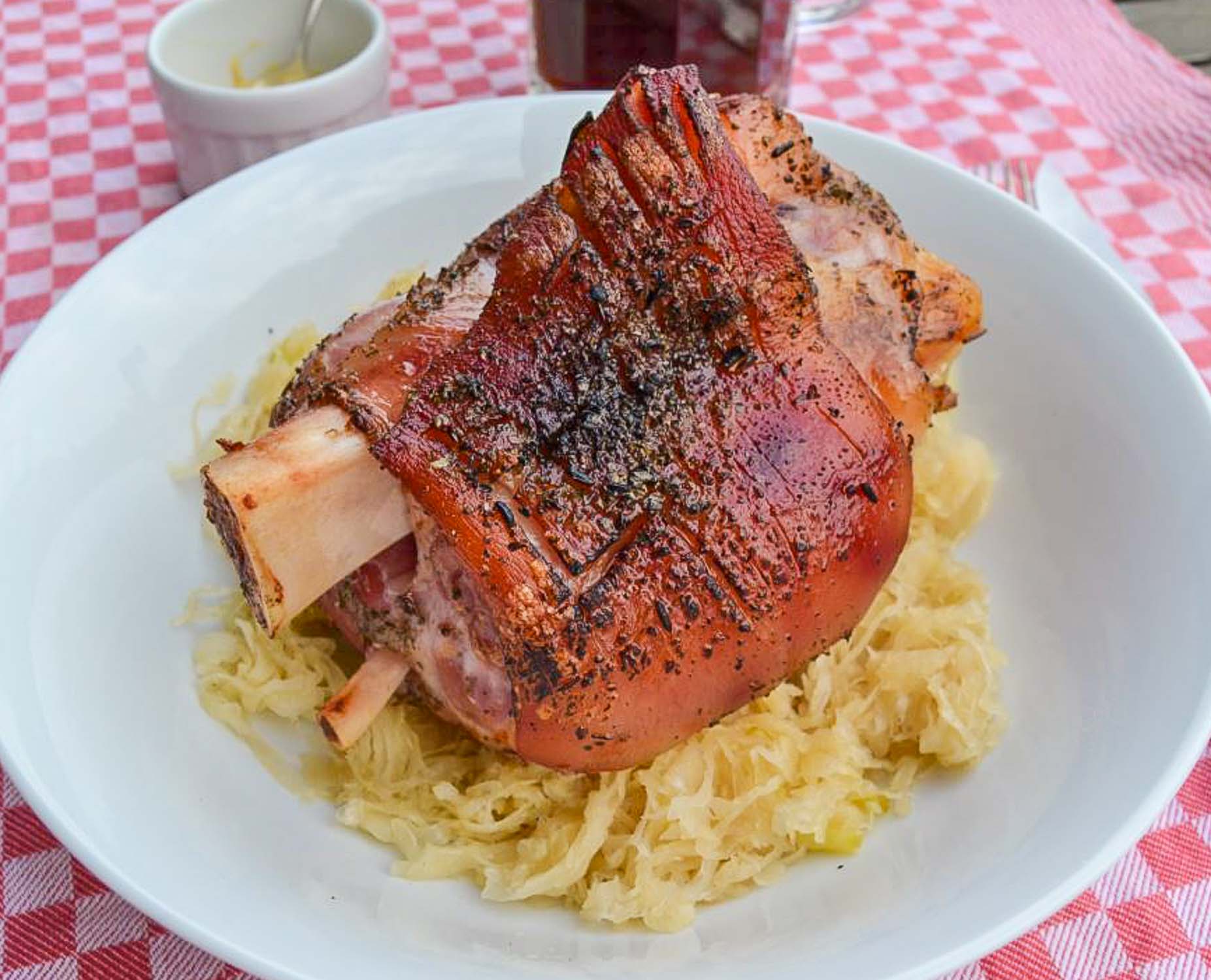 Crispy pork knuckle recipe with sauerkraut Pinch of Nutmeg