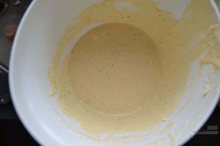 Original french Quiche Lorraine recipe Pinch of Nutmeg