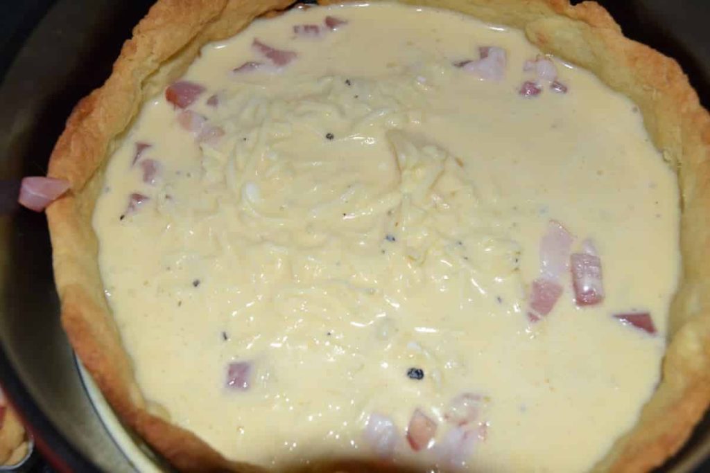 Original french Quiche Lorraine recipe Pinch of Nutmeg